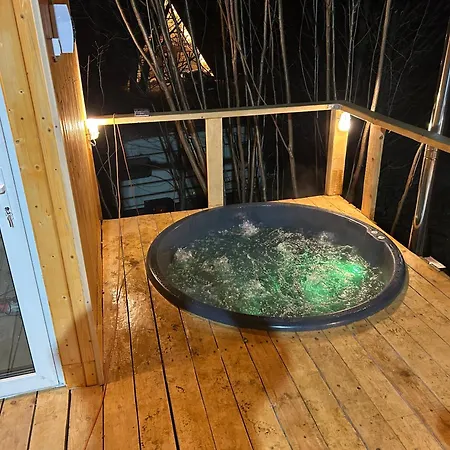 Lodge Lucia Tarcau